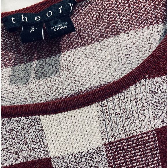 NWOT theory burgundy and white Thick wonderful fabric checkered crop top SM - Picture 4 of 9